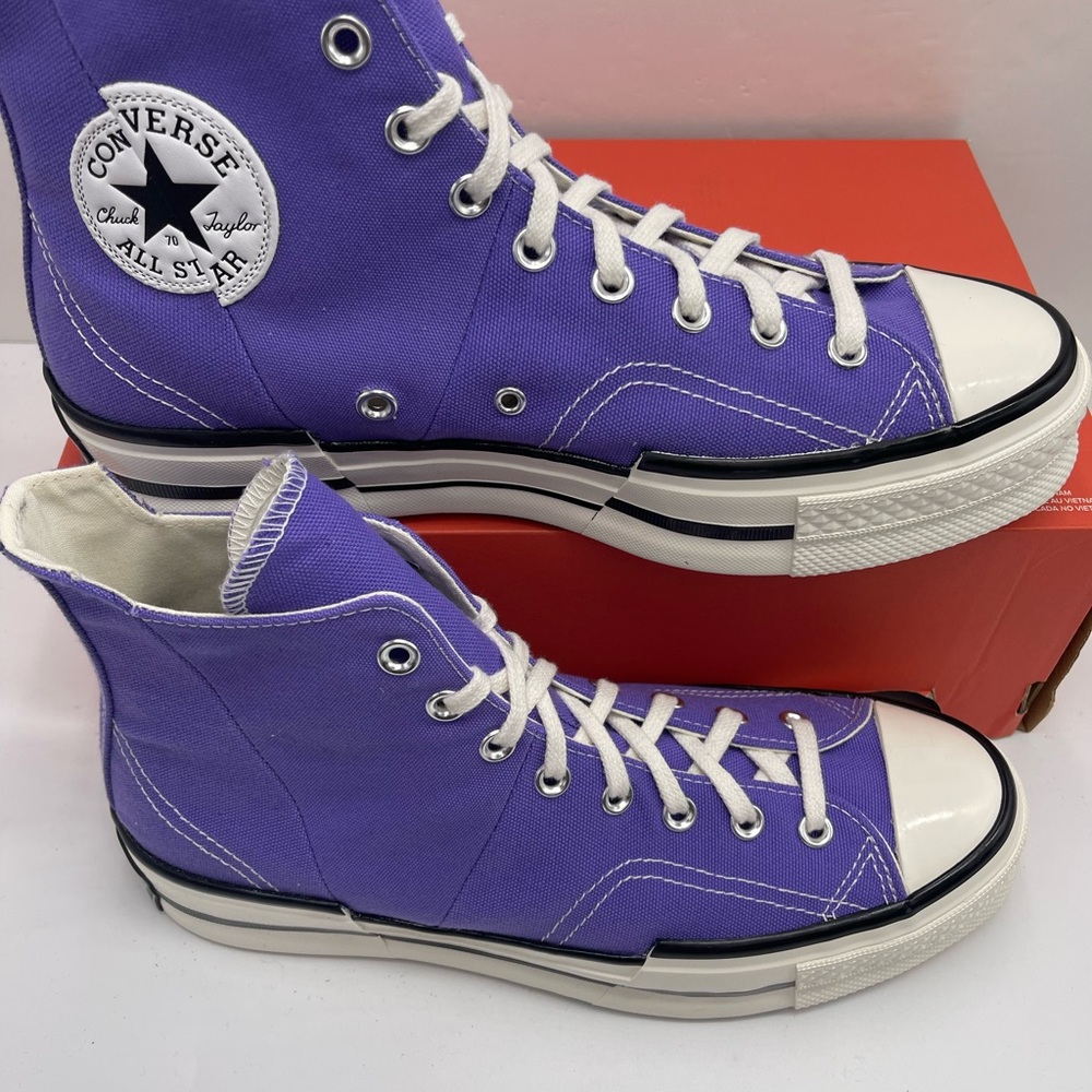Converse Mn A12523C
CHUCK 70 PLUS HI
VIPER VIOLET/EGRET Purple High-Top Sneakers - Picture 2 of 16